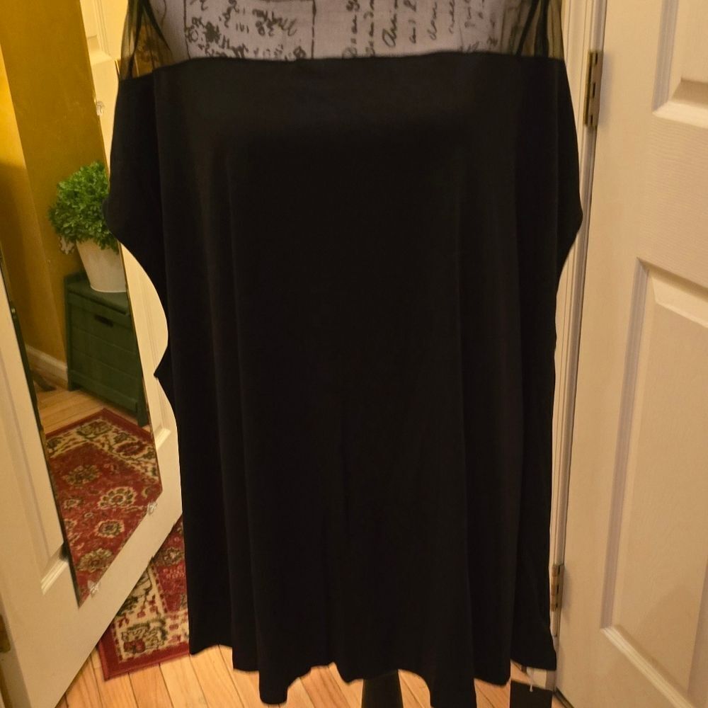 BLACK TUNIC TOP WITH BATWING SLEEVES AND SHEER TOP - Picture 11 of 14